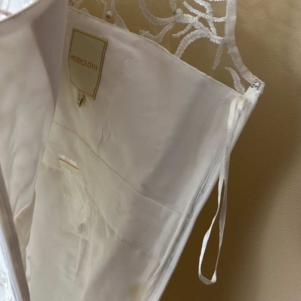 NWOT wedding dress - Picture 10 of 13